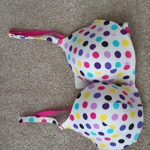 Cacique bra size 40D